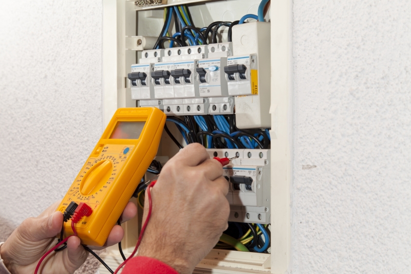 Electricians Burghfield